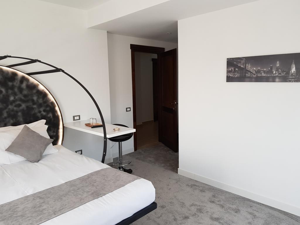 Heaven Guesthouse กอร์เบนี ภายนอก รูปภาพ