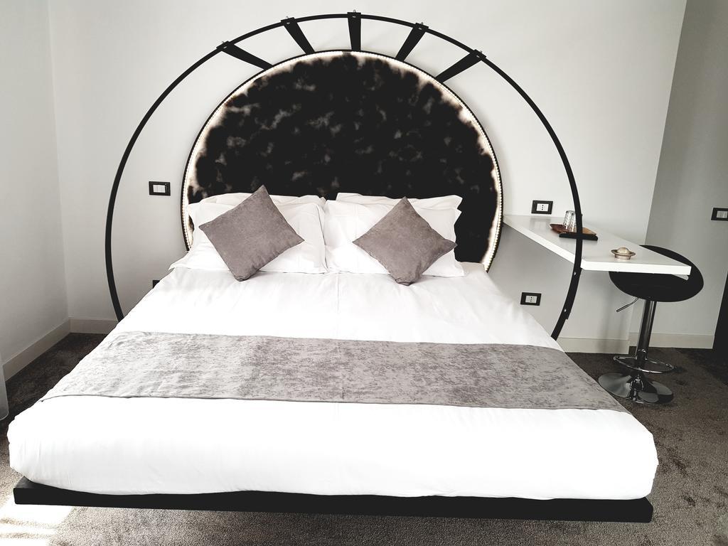 Heaven Guesthouse กอร์เบนี ภายนอก รูปภาพ