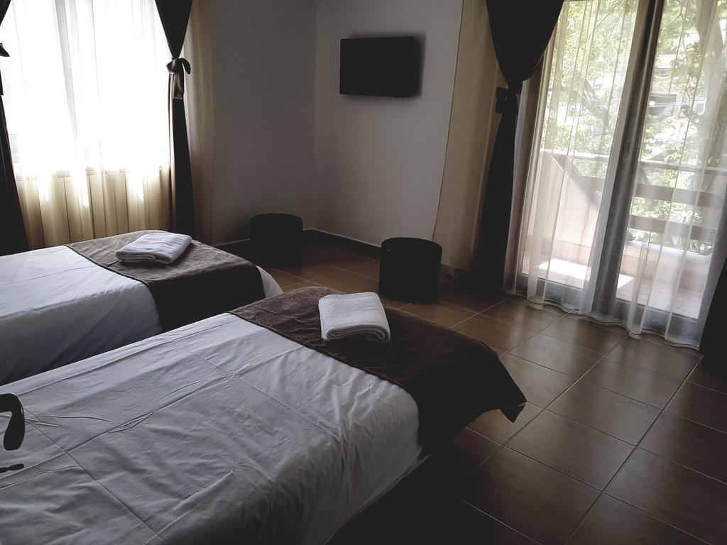 Heaven Guesthouse กอร์เบนี ภายนอก รูปภาพ