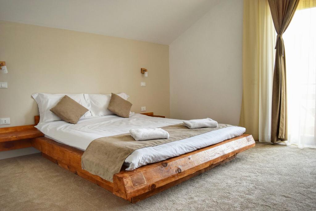 Heaven Guesthouse กอร์เบนี ภายนอก รูปภาพ