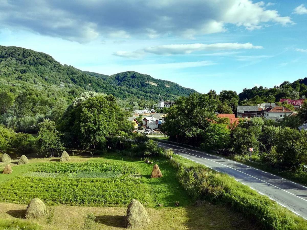 Heaven Guesthouse กอร์เบนี ภายนอก รูปภาพ