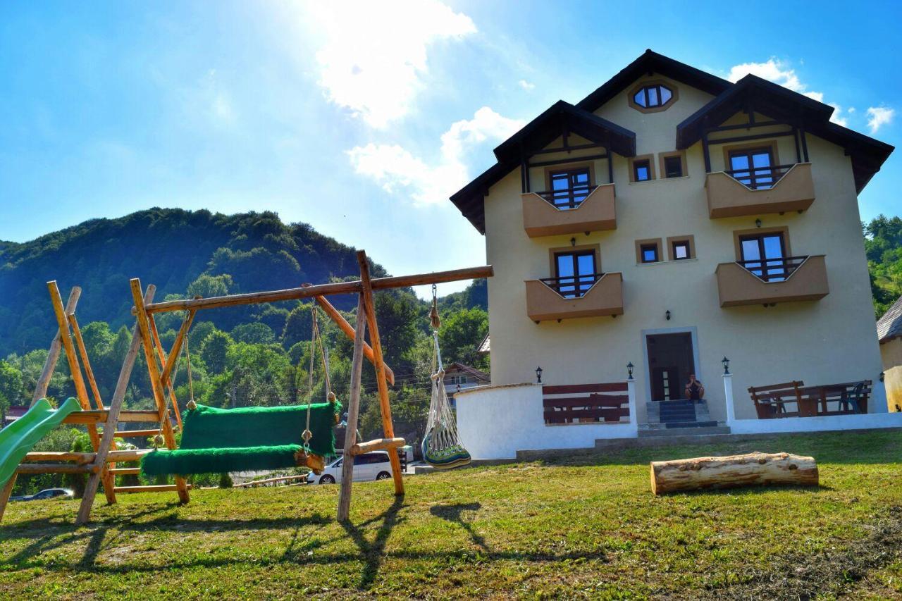 Heaven Guesthouse กอร์เบนี ภายนอก รูปภาพ
