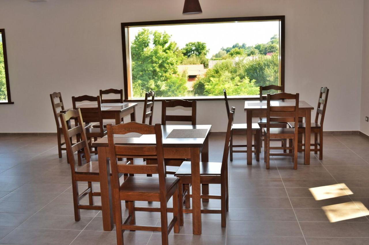 Heaven Guesthouse กอร์เบนี ภายนอก รูปภาพ
