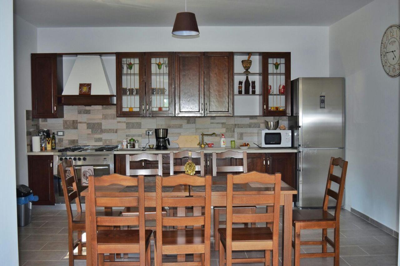 Heaven Guesthouse กอร์เบนี ภายนอก รูปภาพ